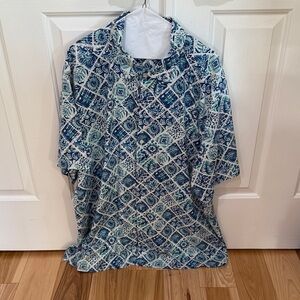 Tommy Bahama Blue and Green Patterned Casual Button Down Shirt